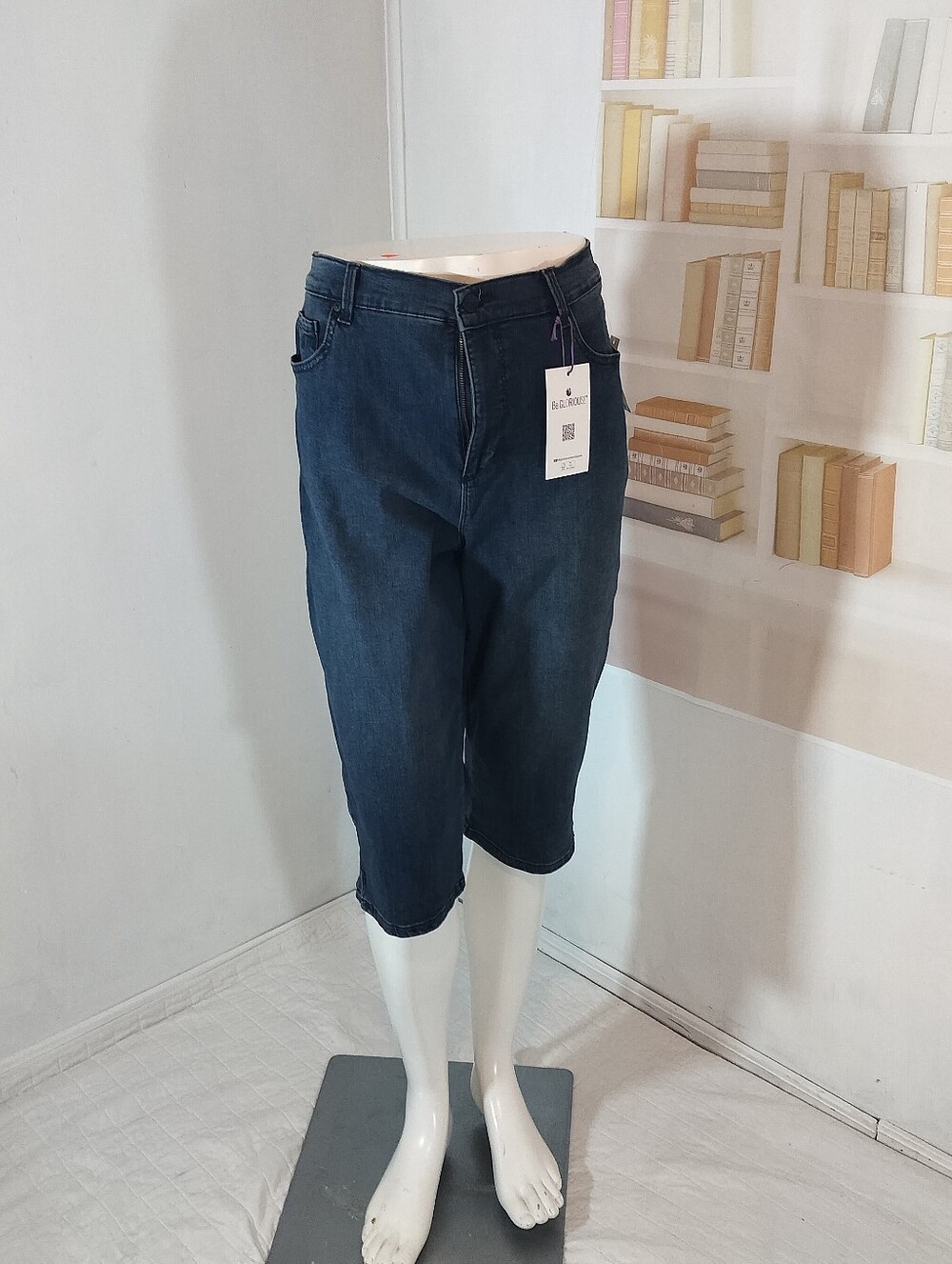 Gloria Vanderbilt Dark Blue Denim Jeans
